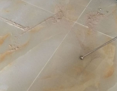 临漳瓷砖空鼓维修公司分享粘合剂选择不当在瓷砖铺贴过程中可能导致以下问题